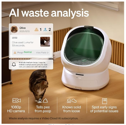 Smart health tracking scale under a modern aesthetic cat litter box